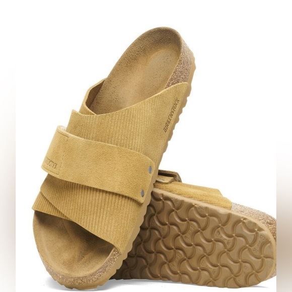 Kyoto
Suede Embossed NWT Size 37 - Picture 3 of 7